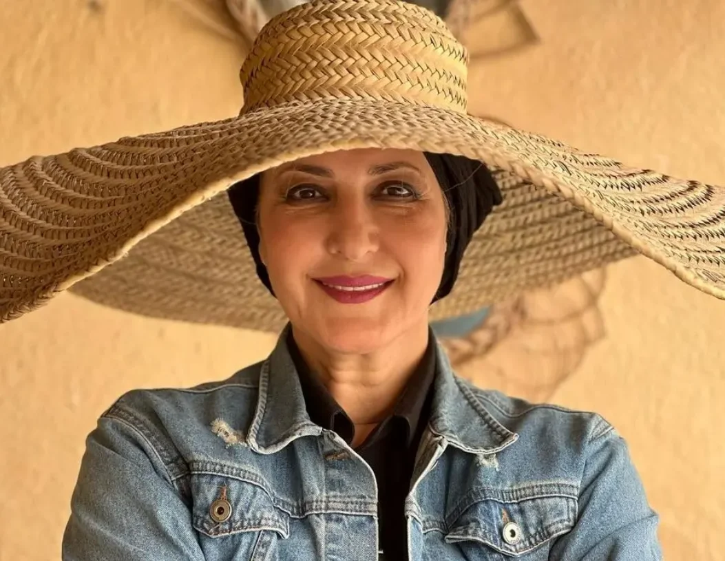 عکس| سفر زمان؛ چهرۀ «فاطمه گودرزی» 31 ساله با لباس عروس در کنار فرامرز قریبیان