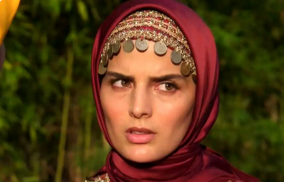 عکس| سفر در زمان؛ «سوجان» سریال سوجان در کودکی و در آغوش پدرش؛ اواخر دهه 70