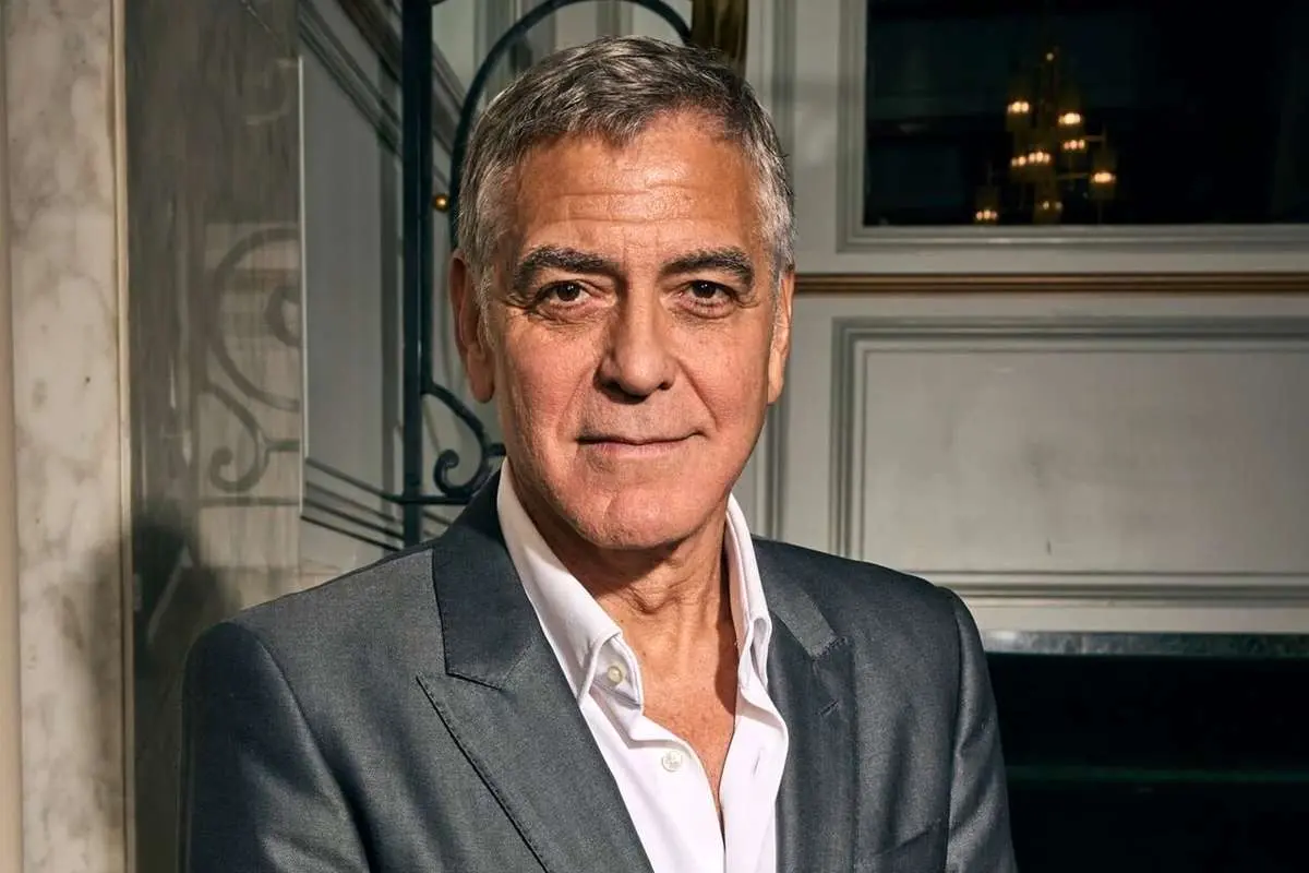 جنگ لفظی جرج کلونی و کاخ سفید: ترامپ مرتکب «جنایت جنگی» شده است