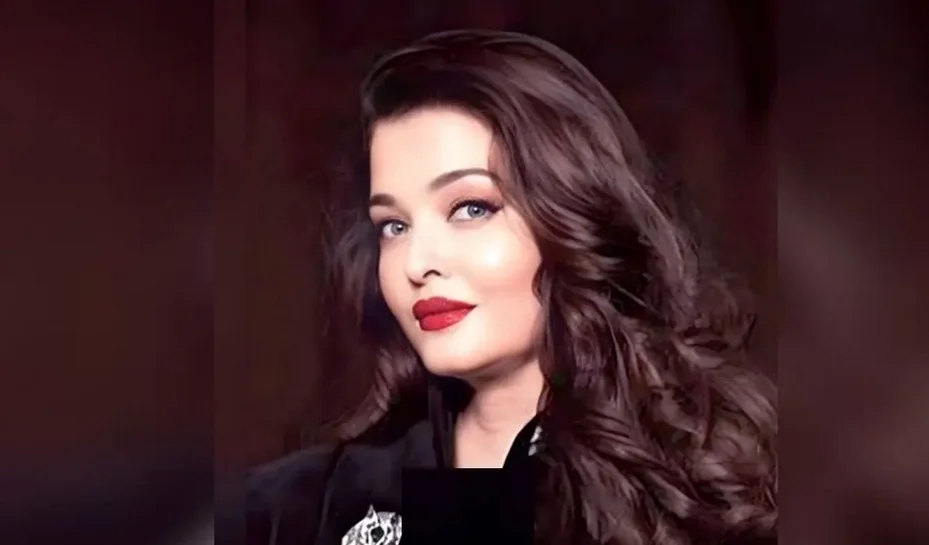 عکس| سفر در زمان؛ «آیشواریا رای» در جشنواره فیلم کن؛ سال 1382