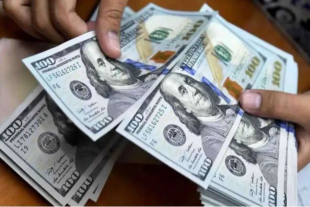 قیمت دلار توافقی امروز چهارشنبه 24 دی 1404