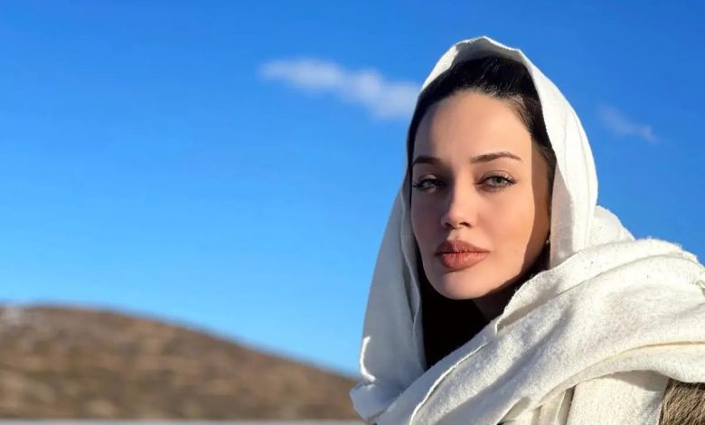 بیوگرافی مریم قجر، آنجلینا جولی ایران