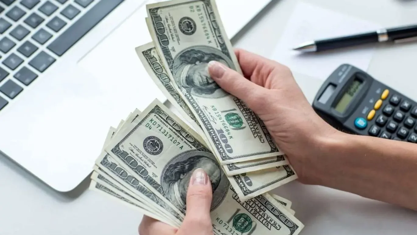 آخرین قیمت دلار امروز شنبه 2 خرداد 1405 / دلار ریخت