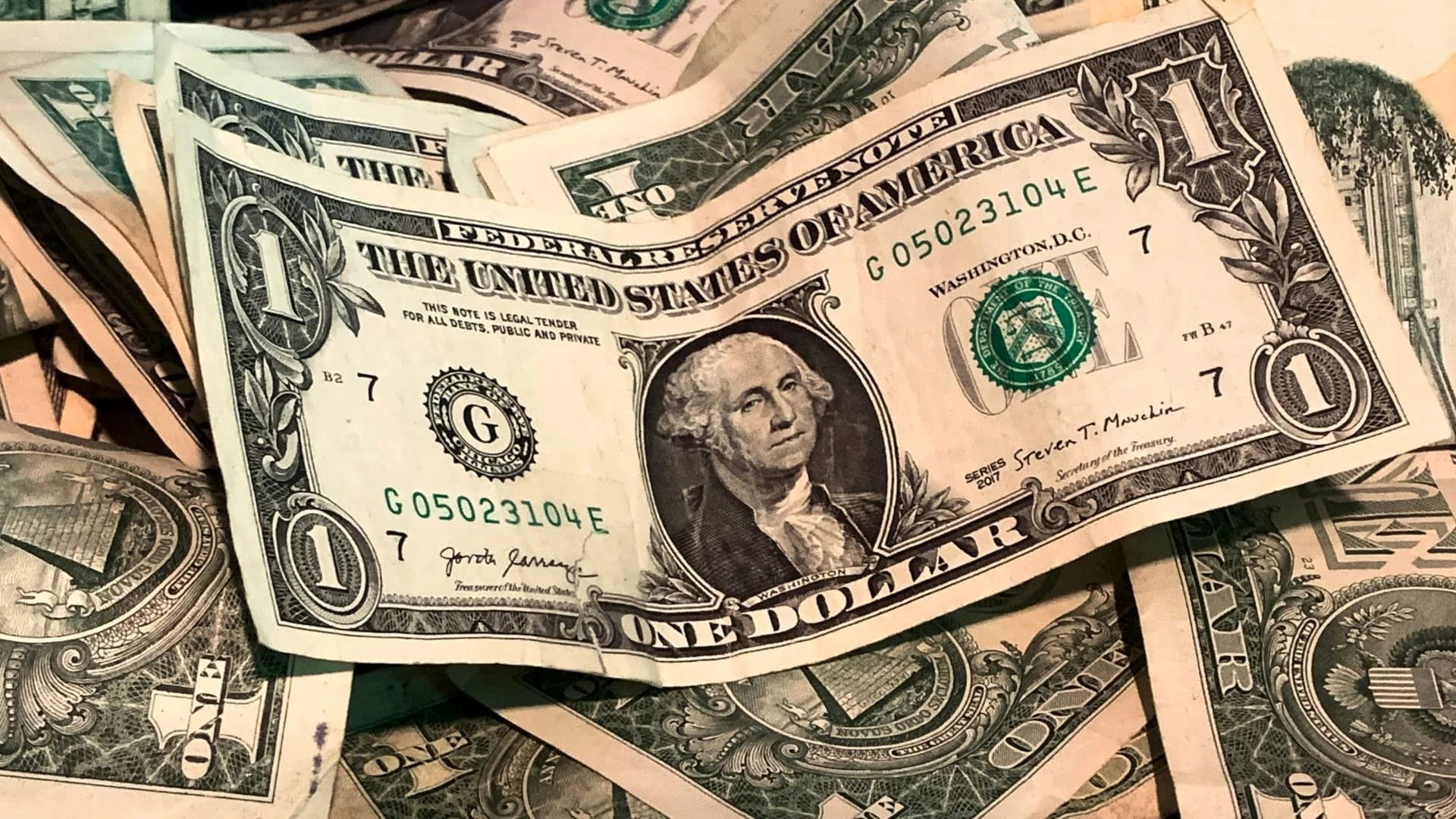 پیش‌بینی قیمت دلار فردا پنجشنبه ۲۸ خرداد ۱۴۰۵