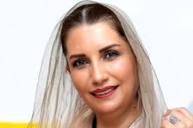 تصویری از فریبا کوثری در خانه ابدی پدرش