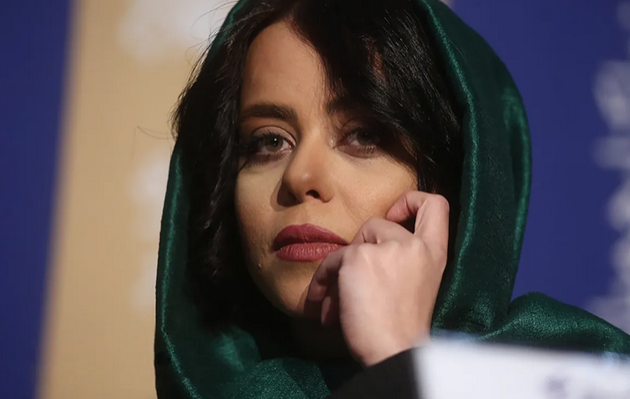 عکس| استایل کریسمسس الهام اخوان