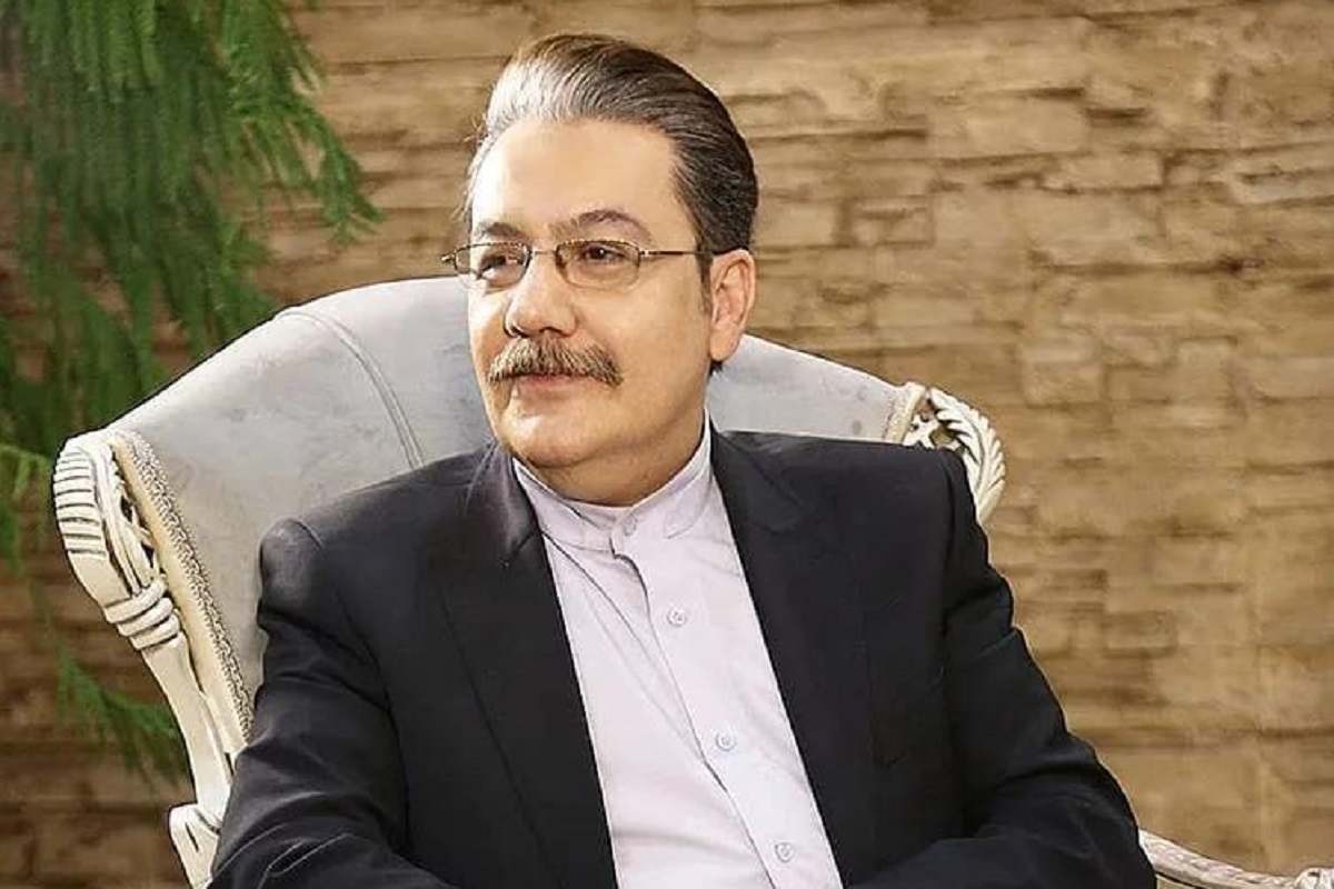 خوشتیپترین گوینده خبری: چون صورتم رو شیش تیغ میکردم خیلی گیر دادن به من.../ زنم روز مادر فوت کرد.../ با ازدواج دومم گفتند پس عشقت به زن اولت چی شد!... + ویدیو