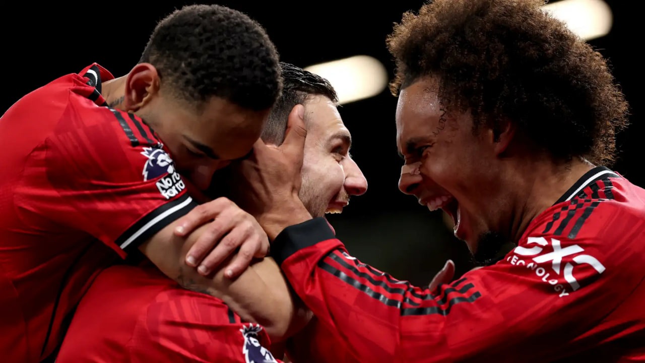 این بازیکن برای پیراهن یونایتد جان می‌دهد!