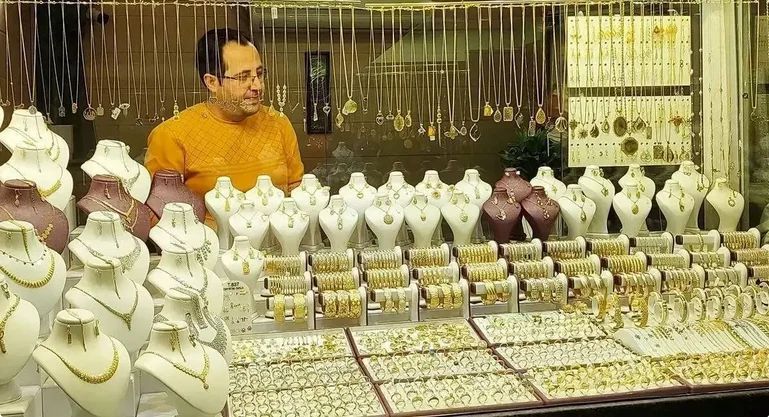 پیش‌بینی قیمت طلا و سکه