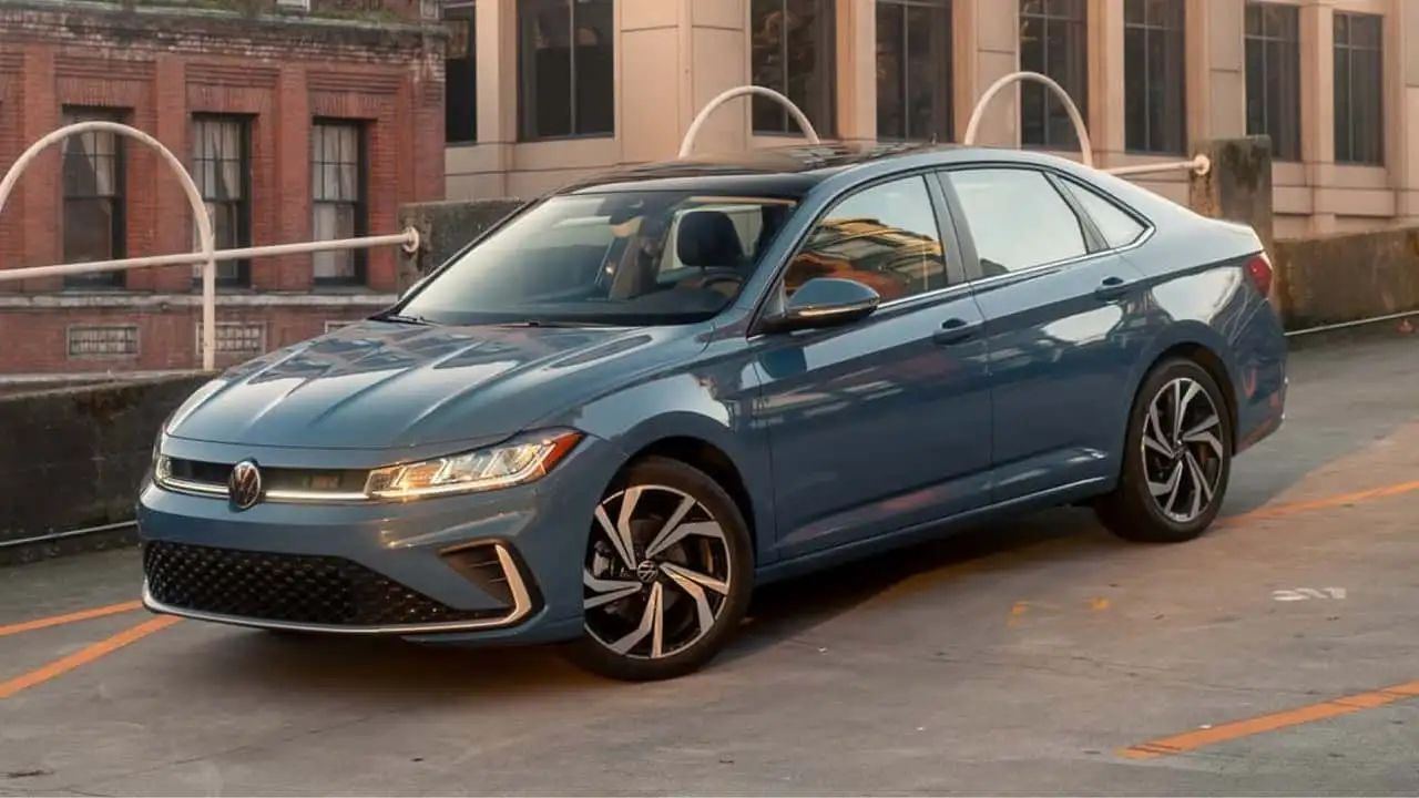 فراخوان ۵۰ هزار دستگاه خودروی جتا توسط فولکس‌واگن به دلیل خطر آتش‌سوزی