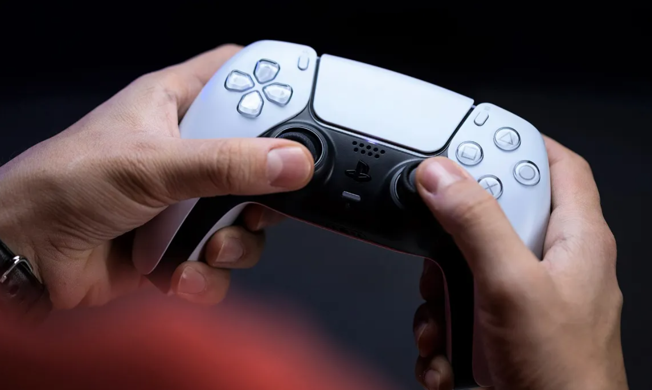 سونی دسته پلیاستیشن تماملمسی میسازد؟