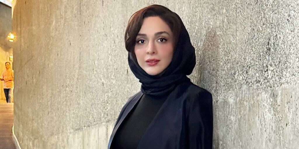 نگاهی به دکوراسیون خیره‌کننده خانه و میز هفت سین المیرا دهقانی