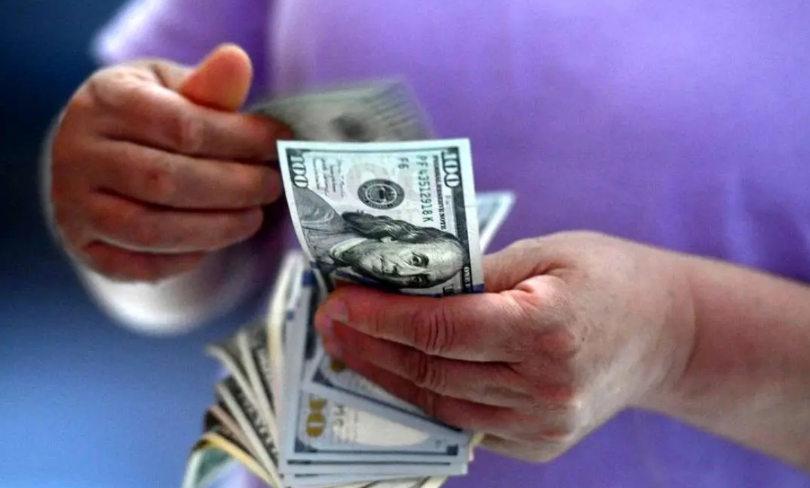 قیمت دلار، طلا و سکه امروز سه‌شنبه ۲۳ دی