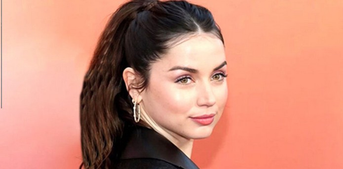 نقد و بررسی دقیق آنا د آرماس و جنیفر کانلی در سریال زیبای «خانههای امن»