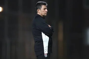 عکس | تخریب دفتر کار تاج و قلعهنویی در حملات اخیر!