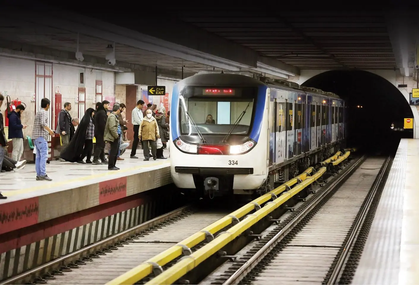 تغییر فاصله حرکت قطارهای مترو تهران از فردا