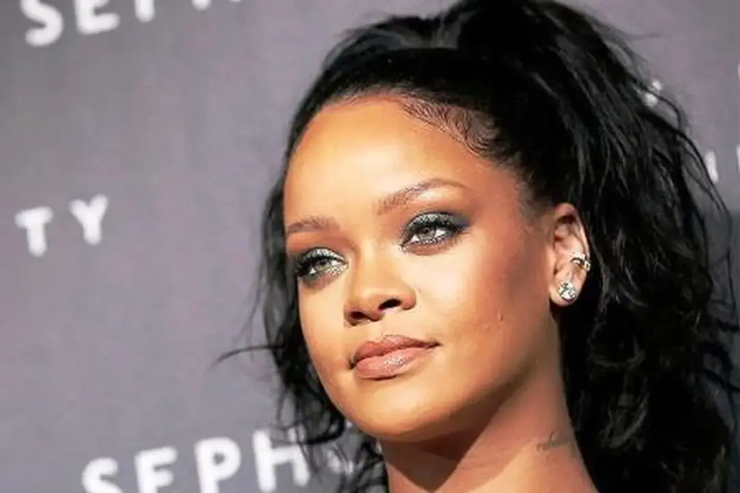 خواننده مشهور از شلیک 10 گلوله جان سالم به در برد/ مظنون دستگیر شد