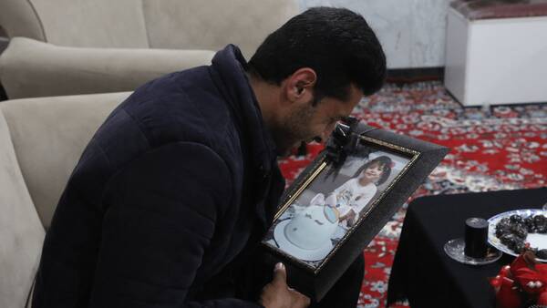 دست دختر ۳ سالهام در دستم بود که به او شلیک کردند