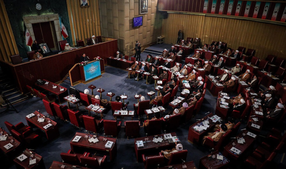 آخرین وضعیت انتخاب رهبر جدید توسط مجلس خبرگان / اختلاف نظر بین اعضا بر سر چیست؟