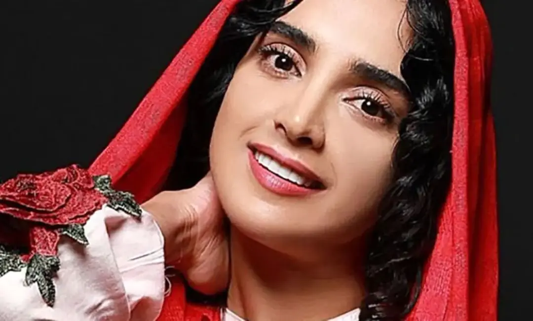 آلبوم عروسی «الهه حصاری» در 18 سالگی + بیوگرافی