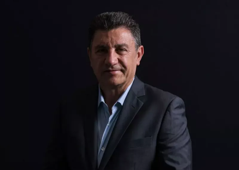 پز دادن قلعه‌نویی با ساعت ده میلیاردیش، سوژه فردوسی‌پور شد