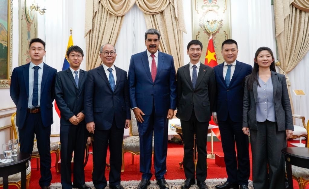 آخرین عکس از رئیس جمهور ونزوئلا پیش از حمله آمریکا / نیکلاس مادورو کشته شد؟