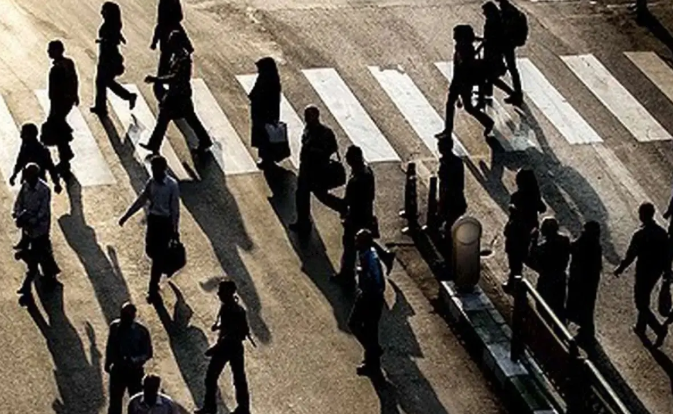 راهکار روزنامه اصلاح‌طلب برای کنترل اوضاع/ پذیرش مردم و همراهی آنها و جلب اعتماد عمومی، شرط لازم هر نوع ابتکار عمل است