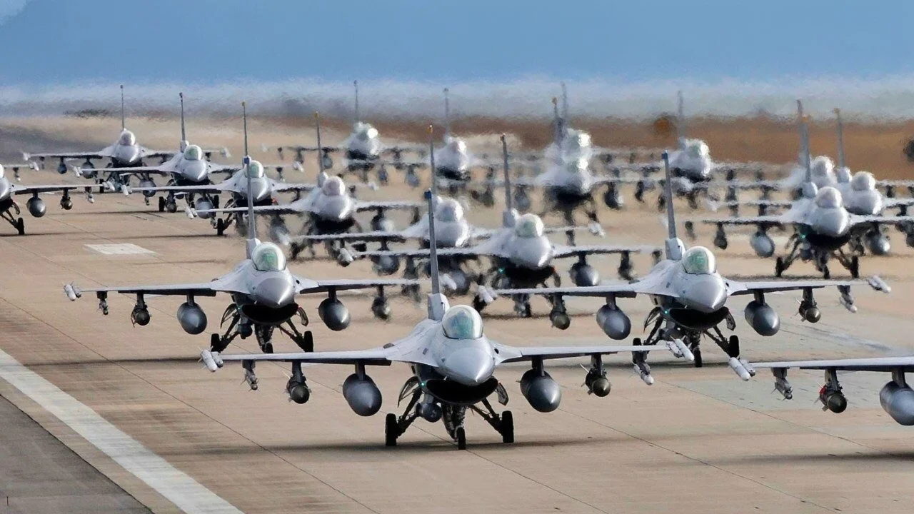 راهنمای تشخیص جنگنده و بمب‏‌افکن‌ها از روی صدا