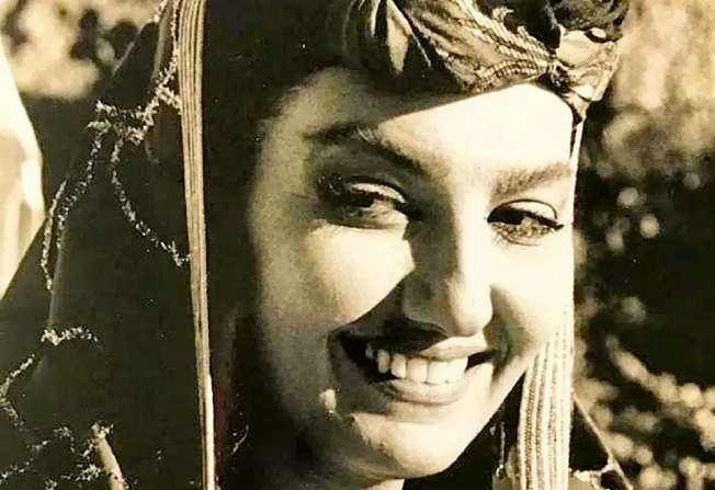 عکس| سفر در زمان؛ تغییر چهره «فتانه، خواننده قبل انقلاب بعد 50 سال در 69 سالگی