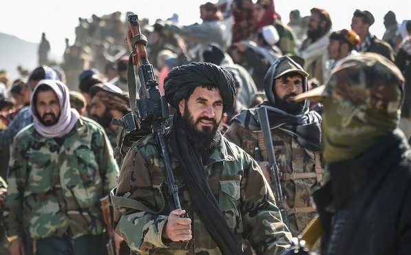 حمله طالبان به مواضع ارتش پاکستان