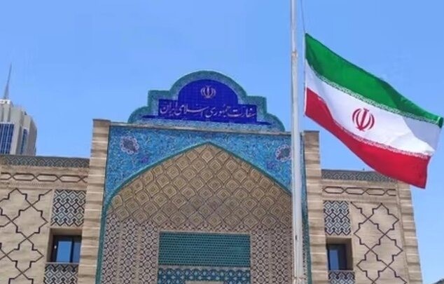 تکذیب شایعه فرصت یک هفته‌ای به اعضای سفارت ایران برای ترک قطر