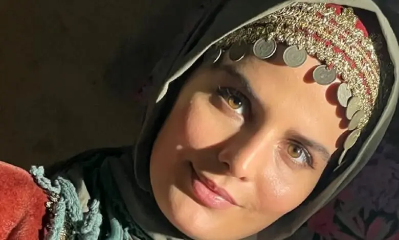 تیپ و استایل زمستانی غزاله اکرمی و زهرا جهرمی/ 2 ستاره درخشان سوجان با ژست‌های صمیمی!