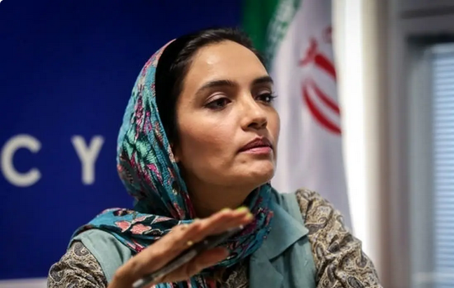 عکس| سفر زمان؛ «میترا حجار» در کنار «سیروس گرجستانی و حسن معجونی»؛ سال 97