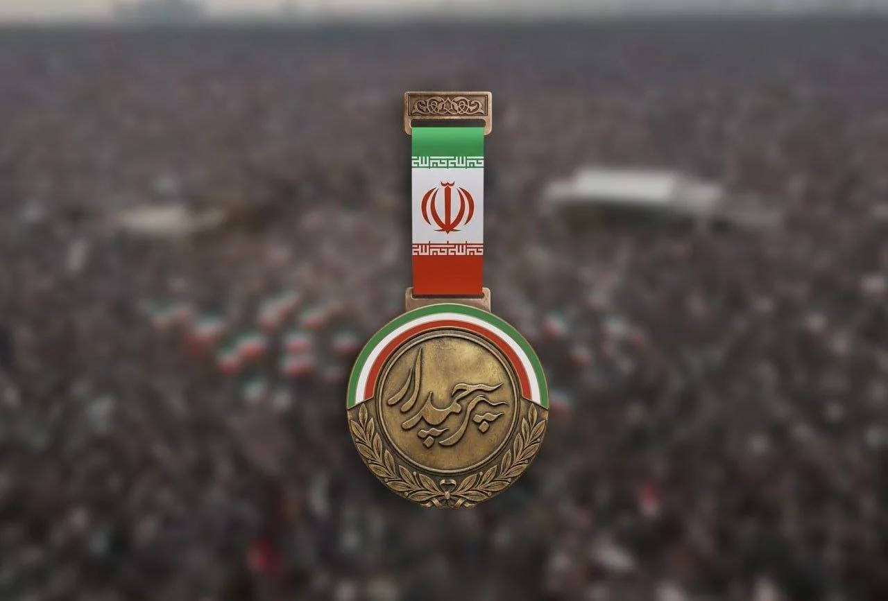پوشش مراسم تشییع رهبر شهید انقلاب با «پرچمدار»