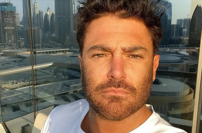 ببینید| محمد رضا گلزار: تراپیست دارم