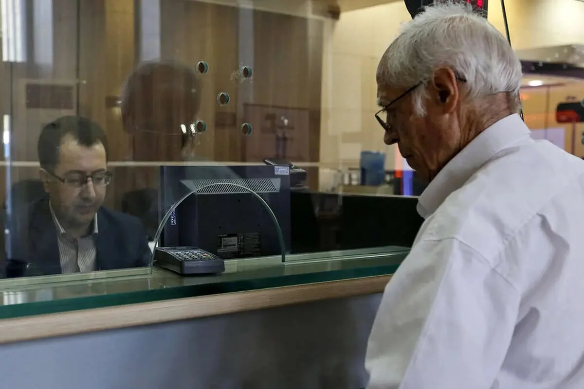 فیش حقوقی بازنشستگان تامین اجتماعی / افزایش حقوق در فیش فروردین‌ماه ماه اعمال می‌شود؟