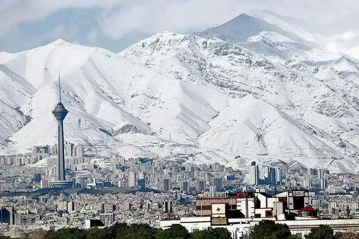 ورود سامانه جدید بارشی به کشور از جمعه / ایران یخبندان می‌شود