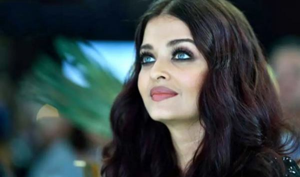 نگاهی به چیدمان خانه سلطنتی و دوبلکسِ آیشواریا ملکه زیبایی