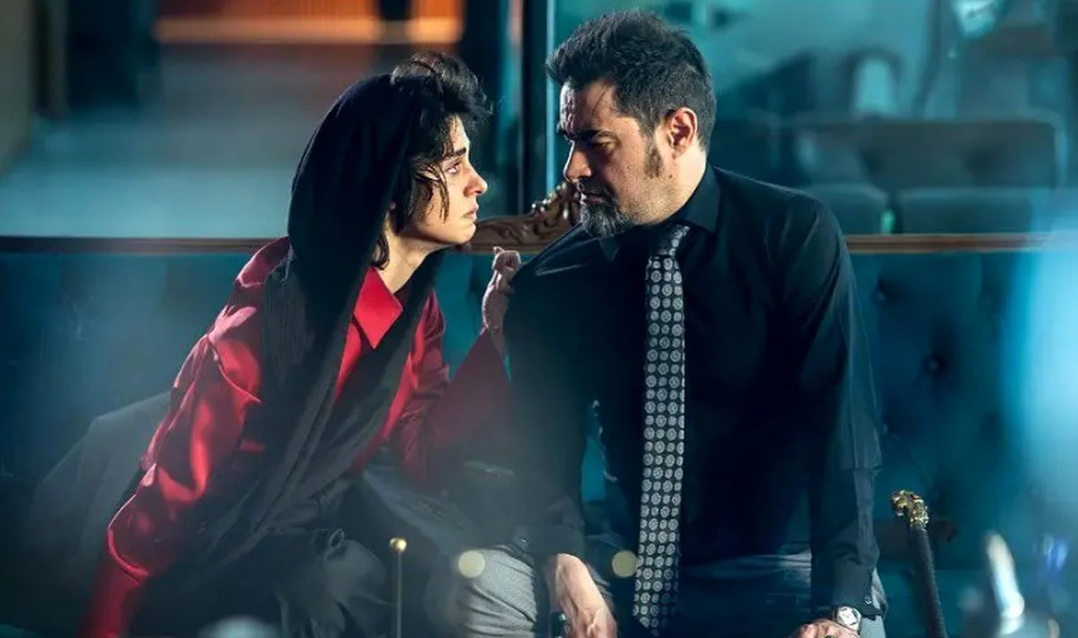 بیوگرافی بازیگران سریال آبان