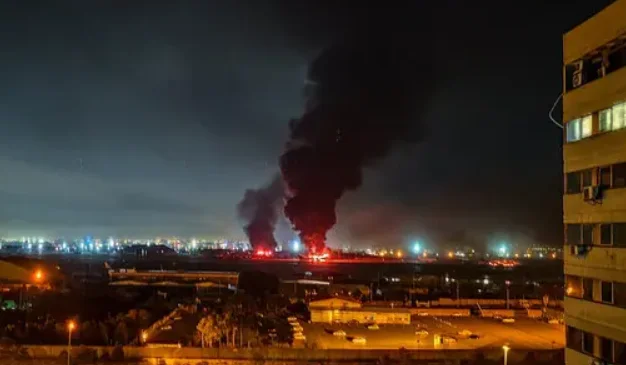 مشاهده یک پدیده عجیب در آسمان تهران و کرج