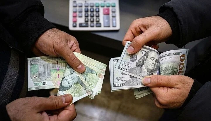 پیشبینی جدید از قیمت دلار در شرایط سیاسی/ حداقل و حداکثر قیمت دلار در روزهای آینده مشخص شد