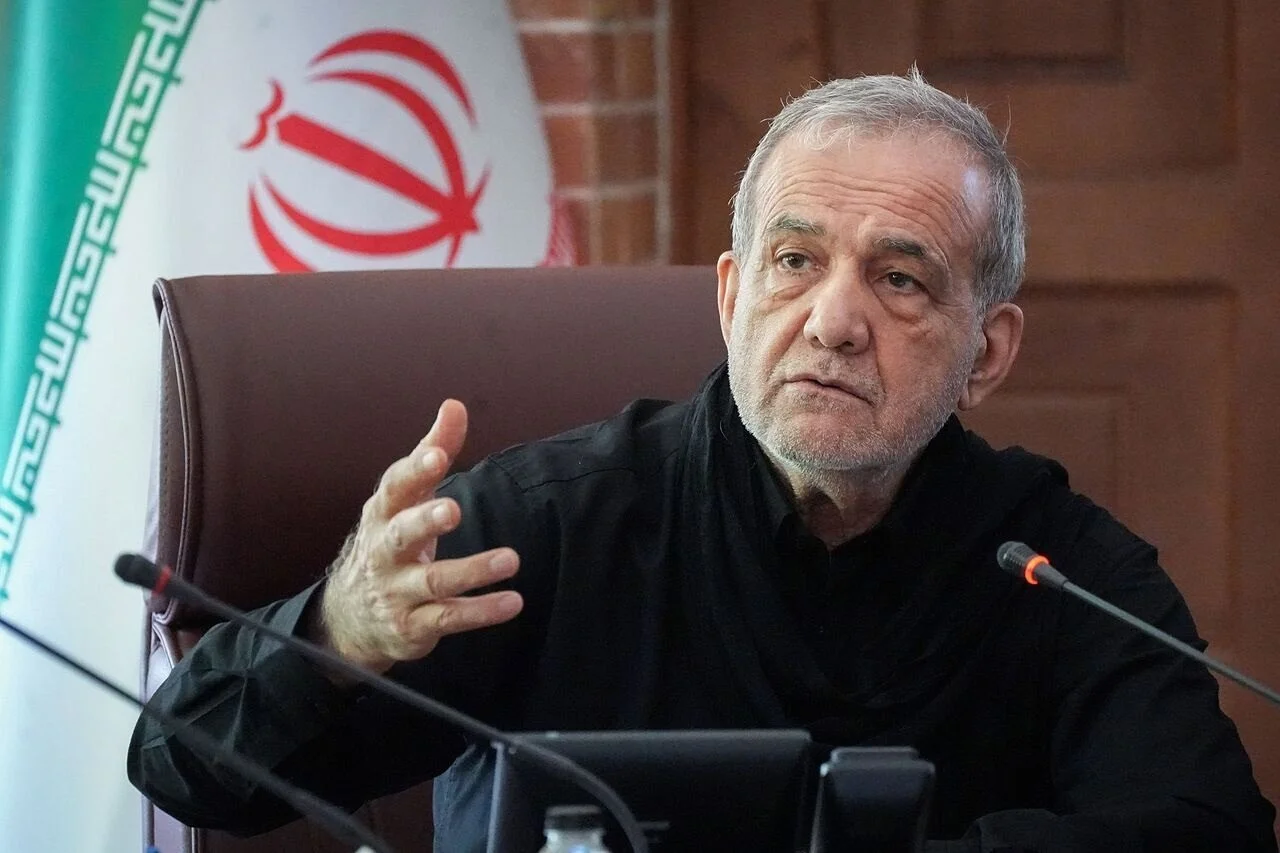 پزشکیان: دولت همه ظرفیت‌های داخلی و دیپلماتیک را برای حل مشکلات مردم بسیج کرده است
