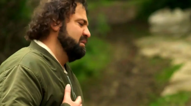 عکس| رامین امین چنارانی «ناصر» سریال سوجان در حال اسب سواری