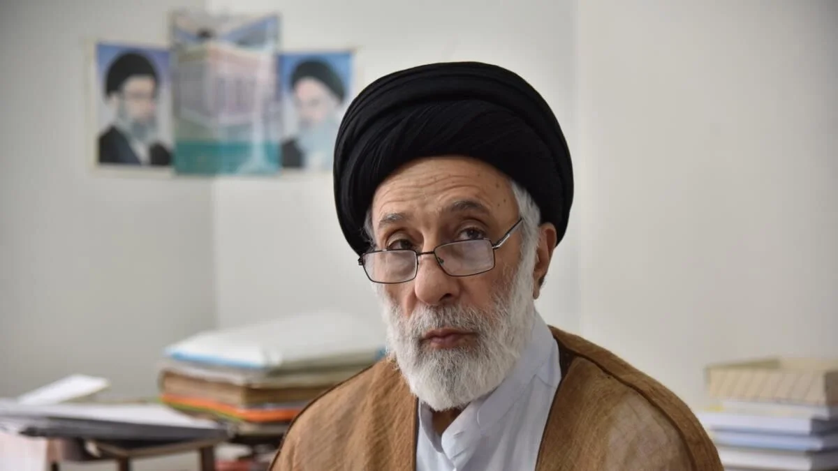 ویدئو| صحبت های سید هادی خامنهای برادر رهبر شهید در مورد آیتالله سید مجتبی خامنهای