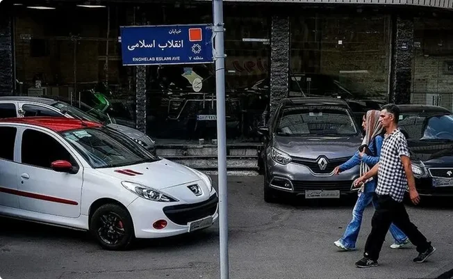 سود خیرهکننده خریداران خودرو/ قیمت پژو۲۰۷ دو برابر شد