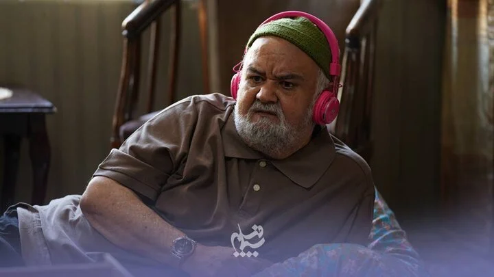 عکس‌های منتشرنشده از اکبر عبدی در سریال «سبزواران»
