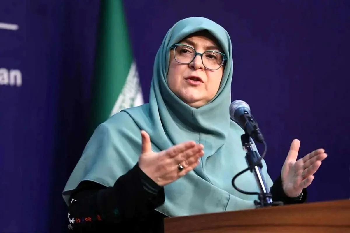استایل فاطمه مهاجرانی سخنگوی دولت خارج از تلویزیون